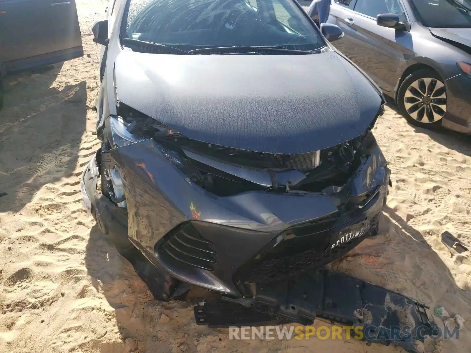 9 Photograph of a damaged car 5YFBURHE8KP864627 TOYOTA COROLLA 2019