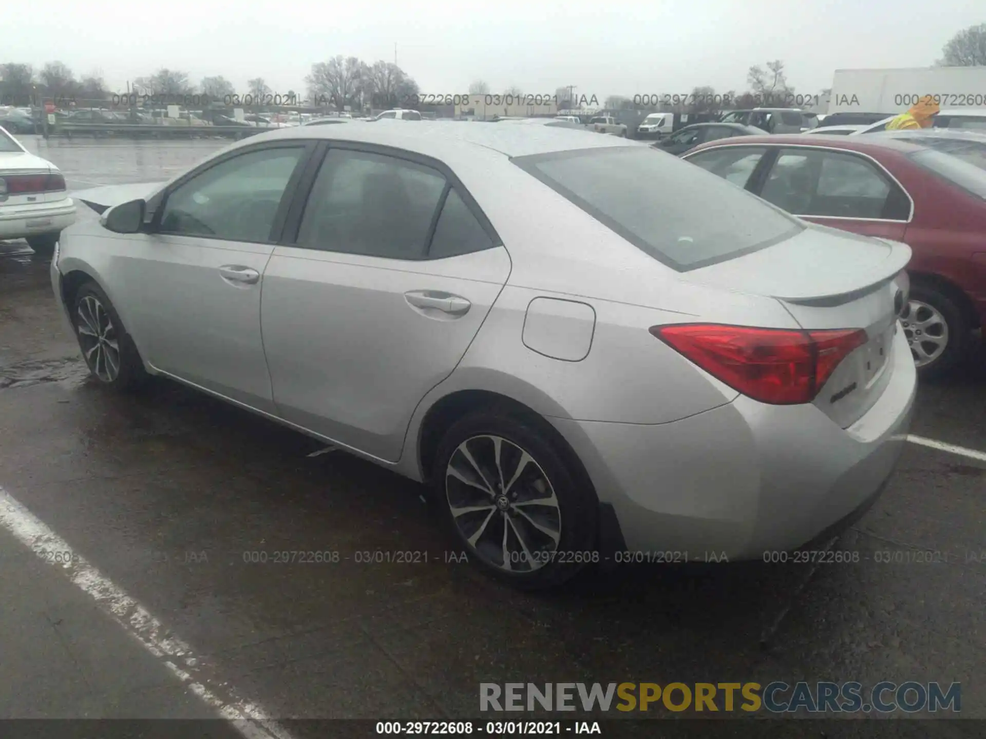 3 Photograph of a damaged car 5YFBURHE8KP864630 TOYOTA COROLLA 2019