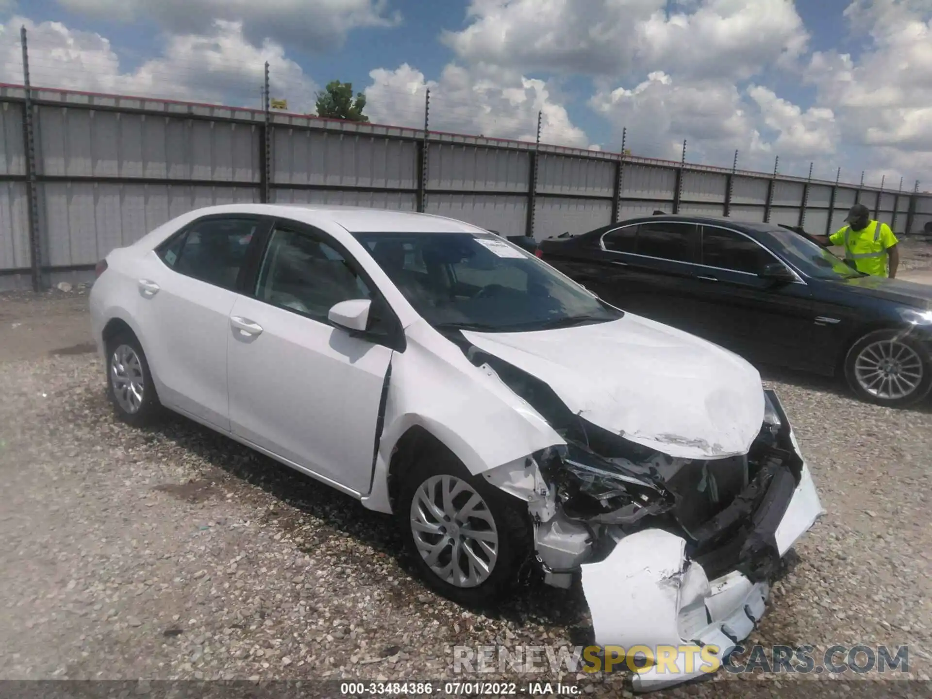 1 Photograph of a damaged car 5YFBURHE8KP864658 TOYOTA COROLLA 2019