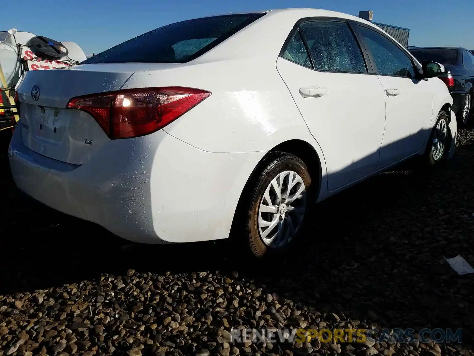 4 Photograph of a damaged car 5YFBURHE8KP864708 TOYOTA COROLLA 2019