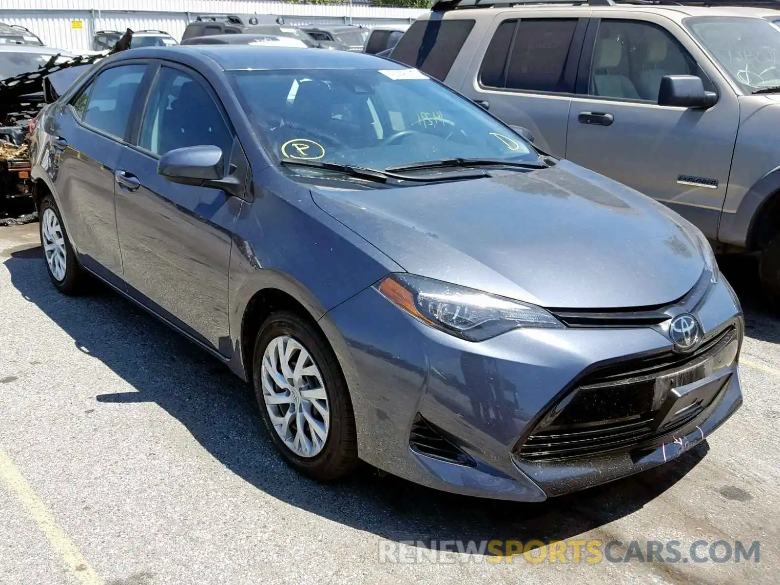 1 Photograph of a damaged car 5YFBURHE8KP864935 TOYOTA COROLLA 2019