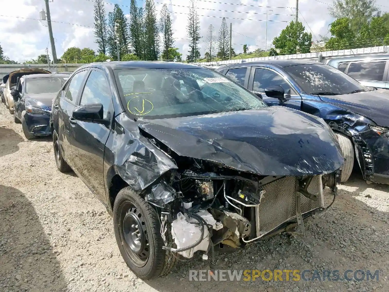 1 Photograph of a damaged car 5YFBURHE8KP865664 TOYOTA COROLLA 2019