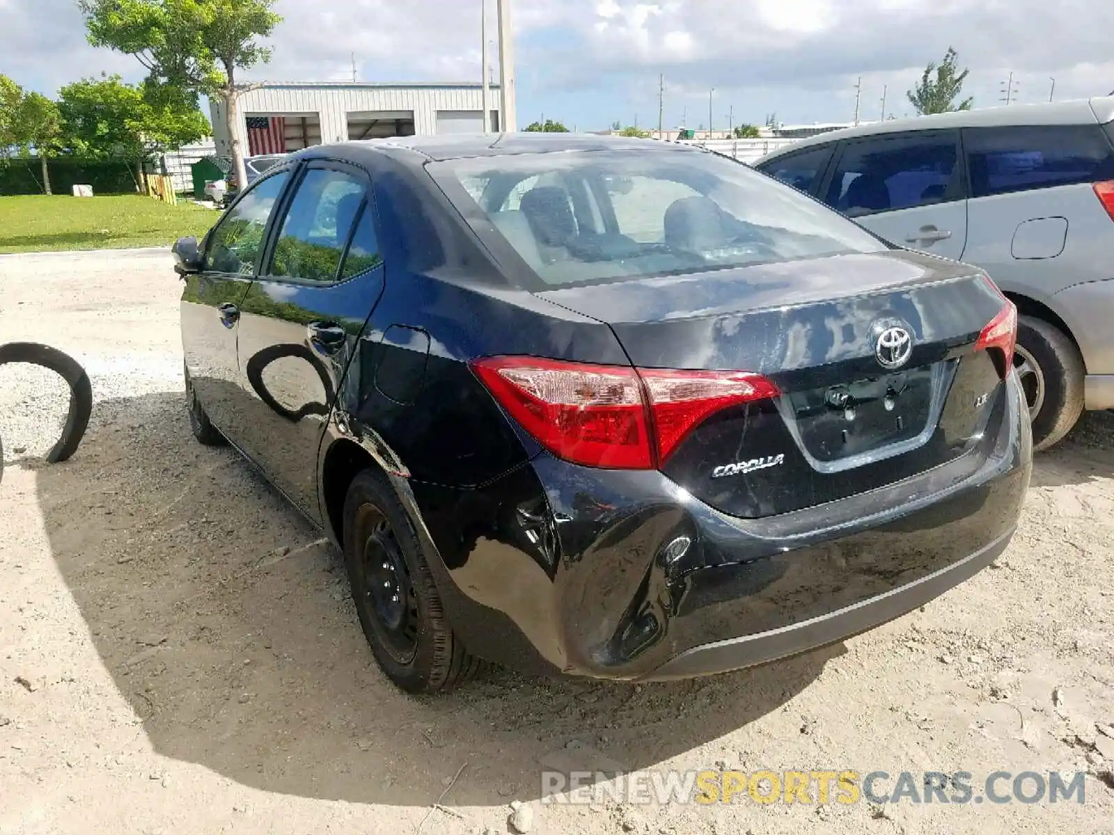 3 Photograph of a damaged car 5YFBURHE8KP865664 TOYOTA COROLLA 2019