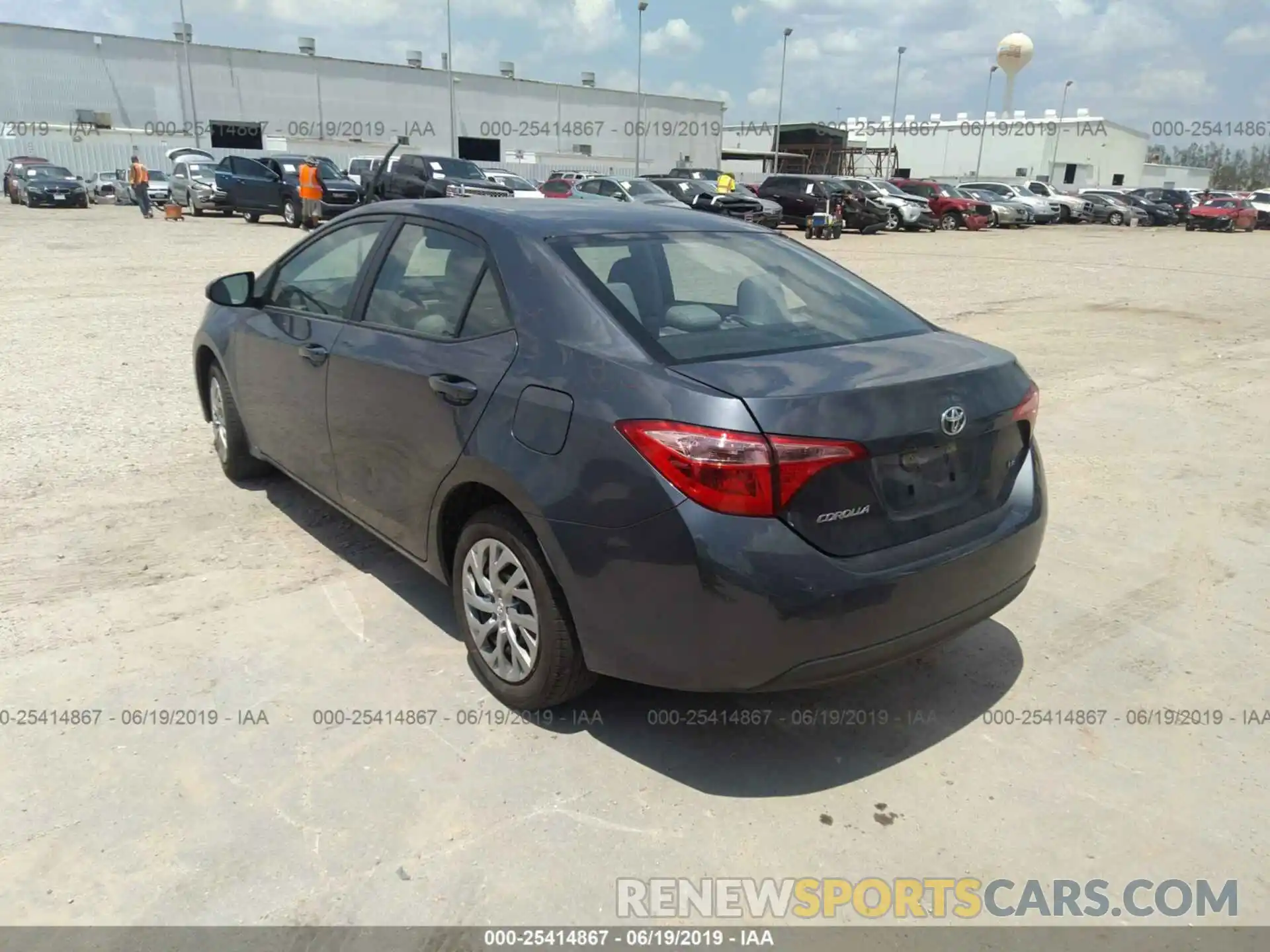 3 Photograph of a damaged car 5YFBURHE8KP866314 TOYOTA COROLLA 2019