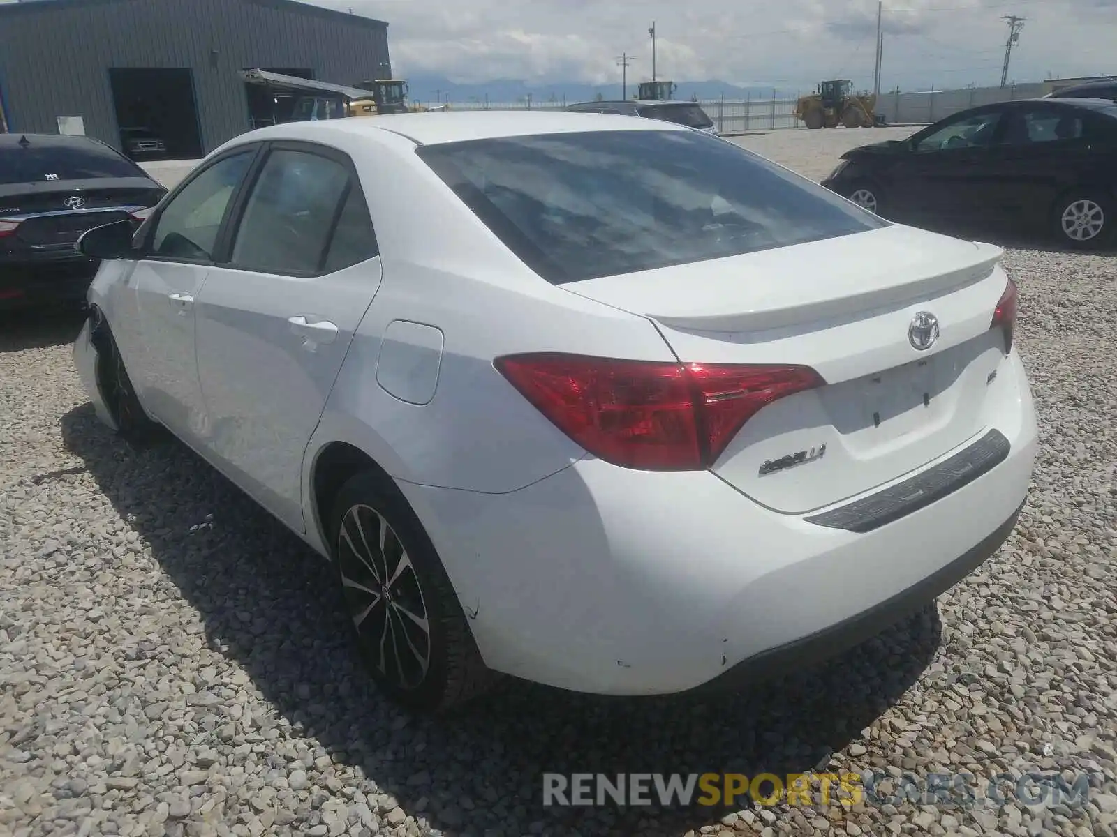 3 Photograph of a damaged car 5YFBURHE8KP867012 TOYOTA COROLLA 2019