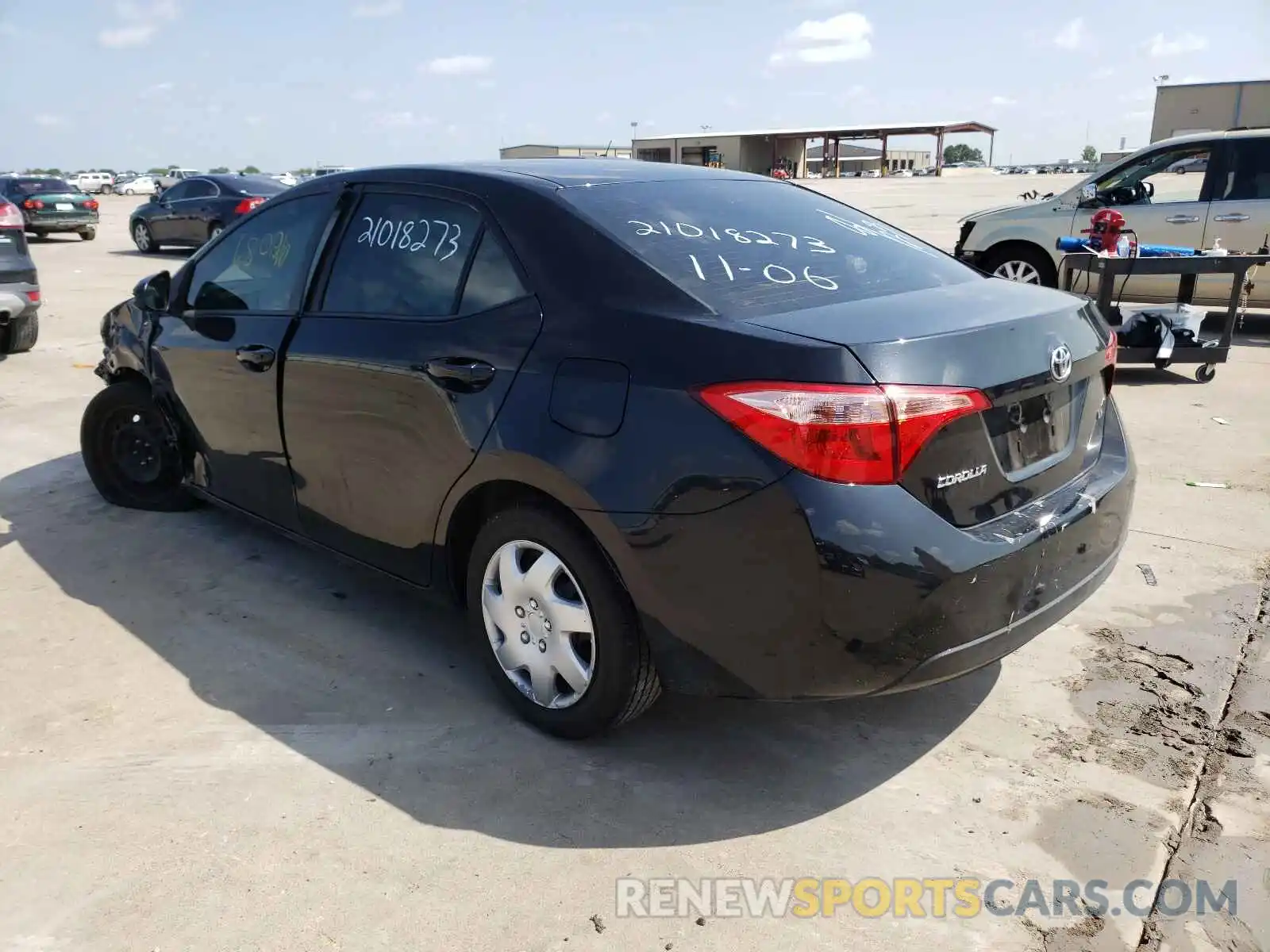 3 Photograph of a damaged car 5YFBURHE8KP869021 TOYOTA COROLLA 2019