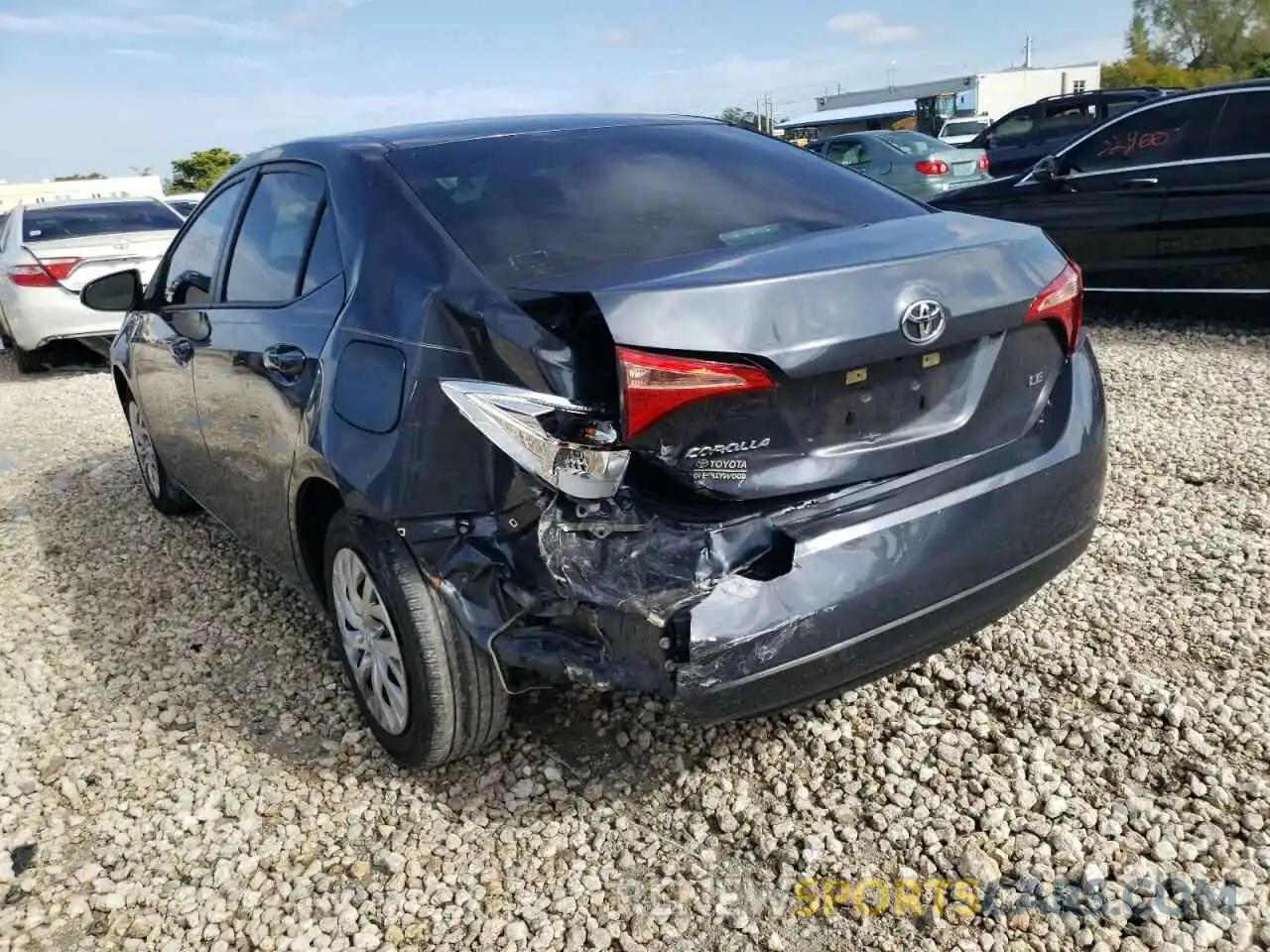 3 Photograph of a damaged car 5YFBURHE8KP869620 TOYOTA COROLLA 2019