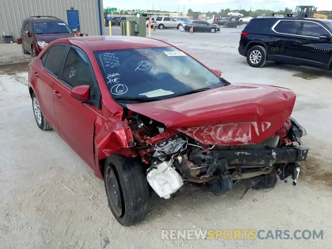 1 Photograph of a damaged car 5YFBURHE8KP870041 TOYOTA COROLLA 2019