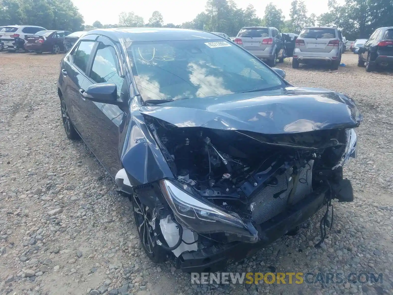 1 Photograph of a damaged car 5YFBURHE8KP870685 TOYOTA COROLLA 2019