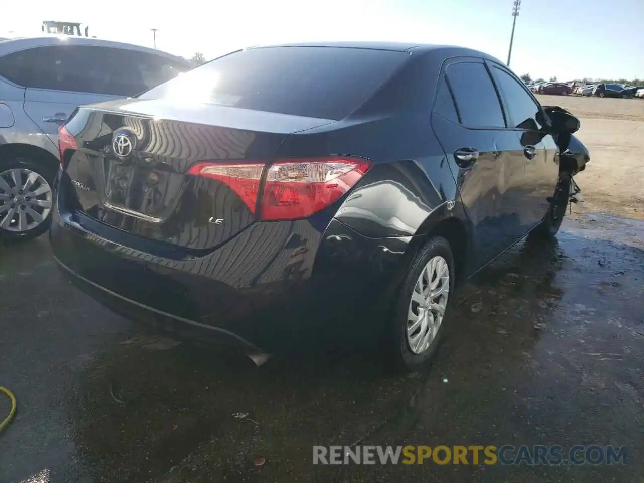 4 Photograph of a damaged car 5YFBURHE8KP872047 TOYOTA COROLLA 2019