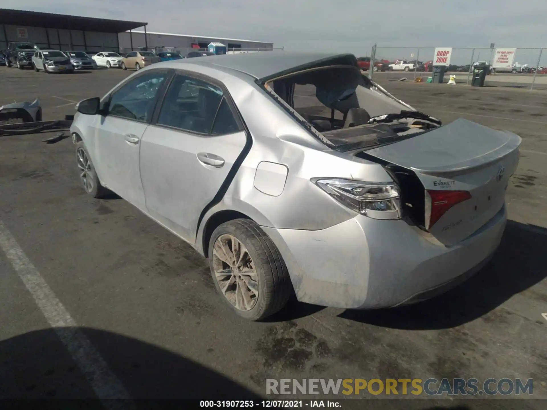 3 Photograph of a damaged car 5YFBURHE8KP872324 TOYOTA COROLLA 2019