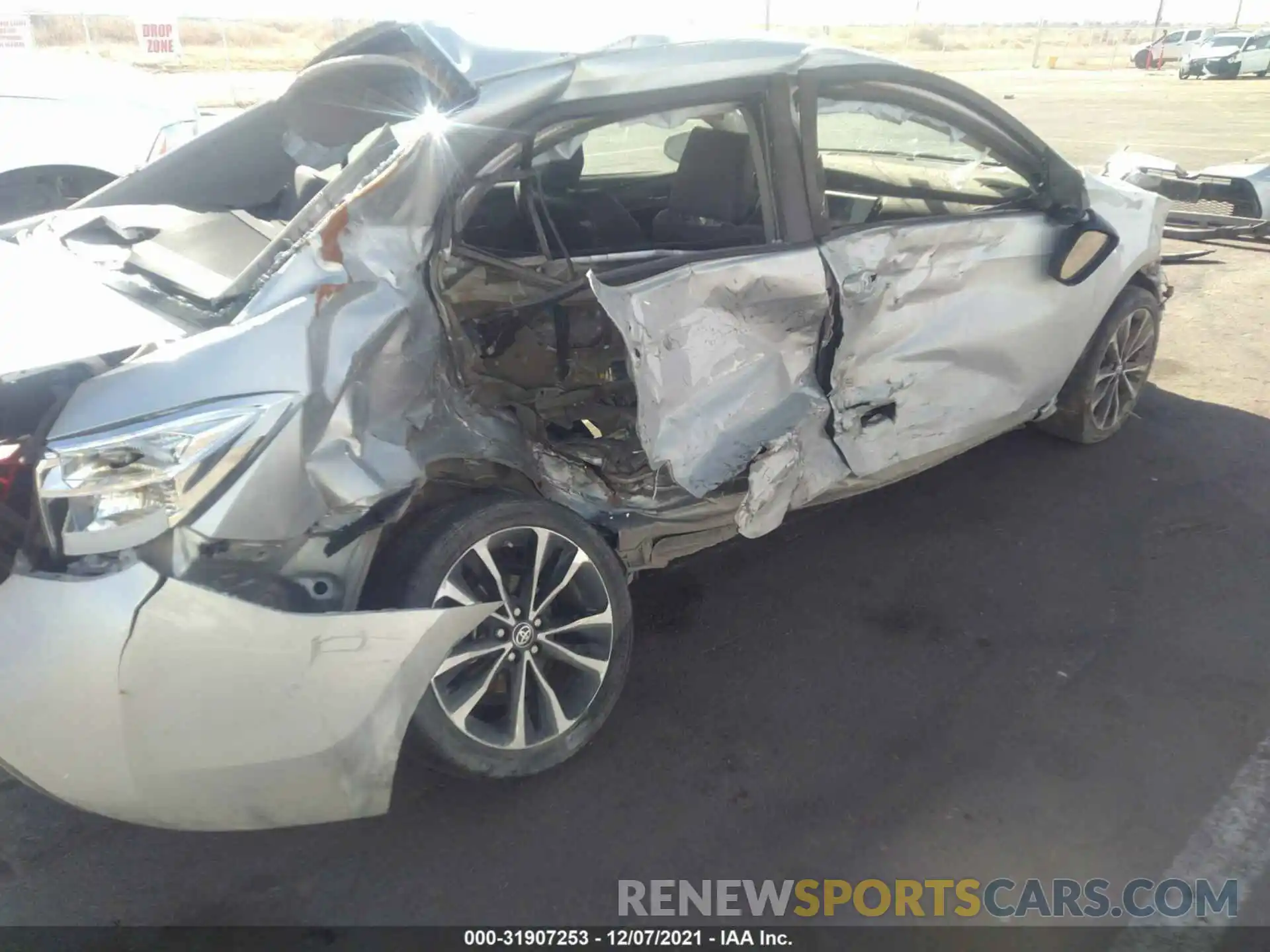 6 Photograph of a damaged car 5YFBURHE8KP872324 TOYOTA COROLLA 2019