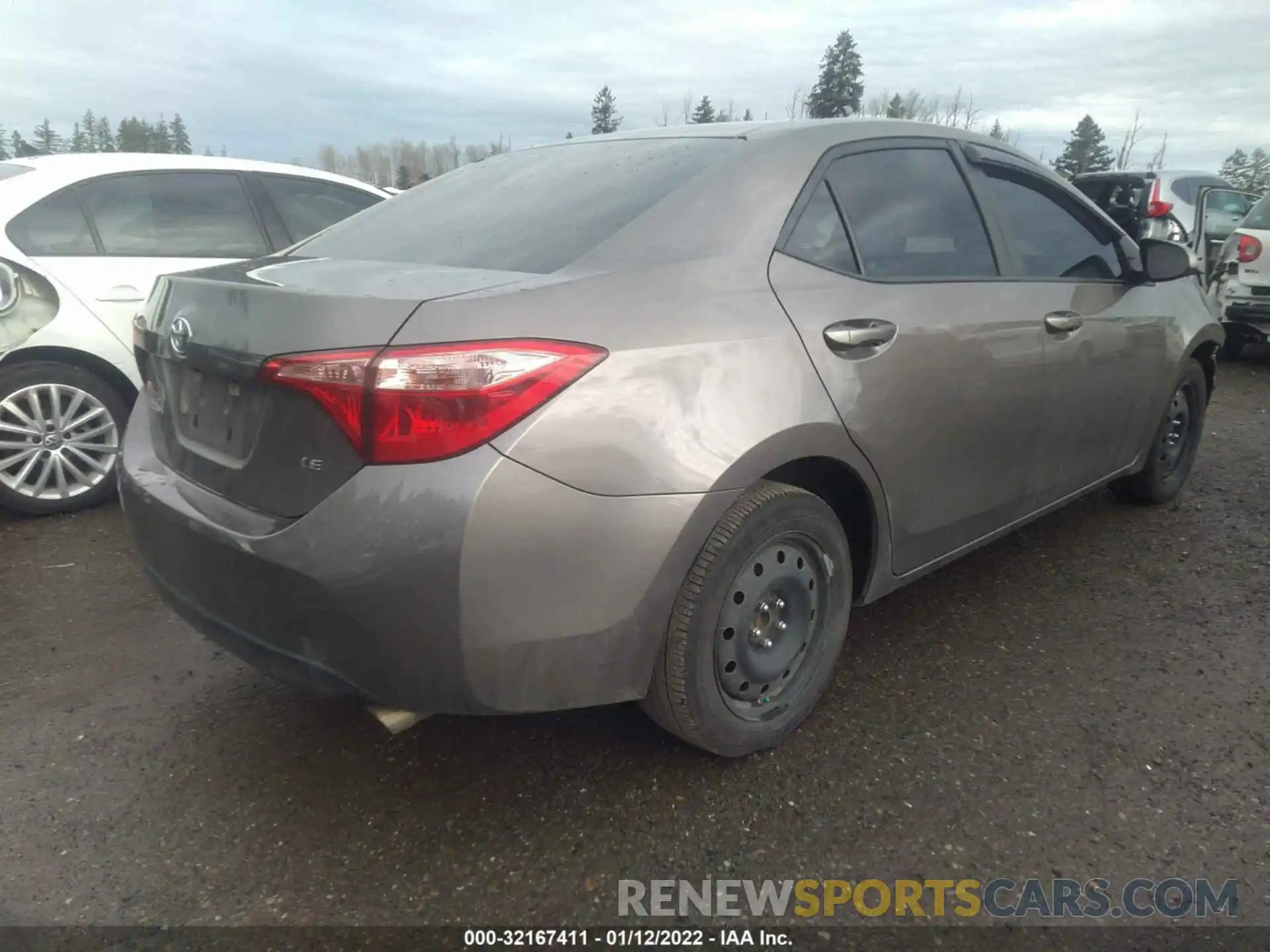 4 Photograph of a damaged car 5YFBURHE8KP873344 TOYOTA COROLLA 2019