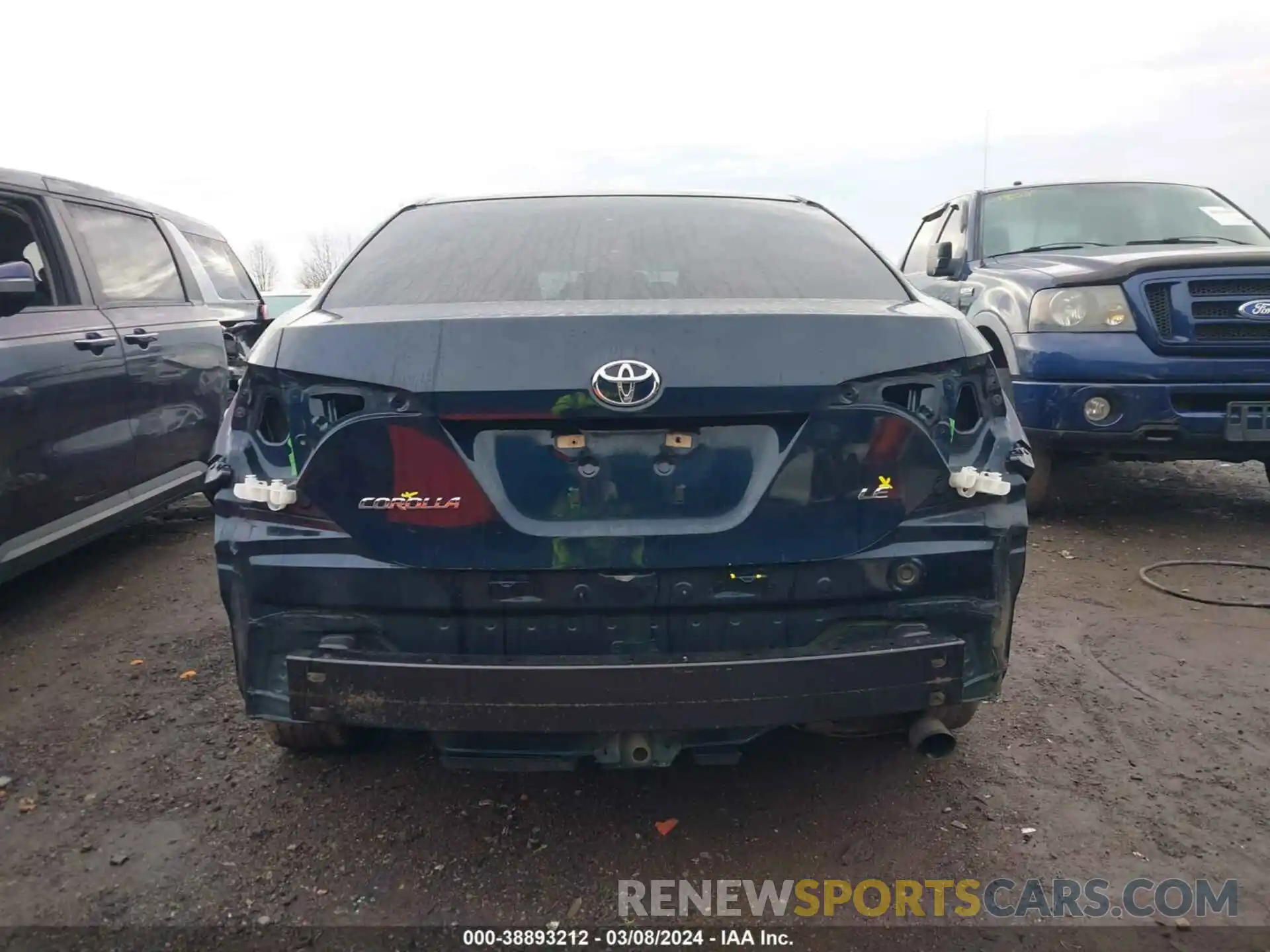 17 Photograph of a damaged car 5YFBURHE8KP873568 TOYOTA COROLLA 2019