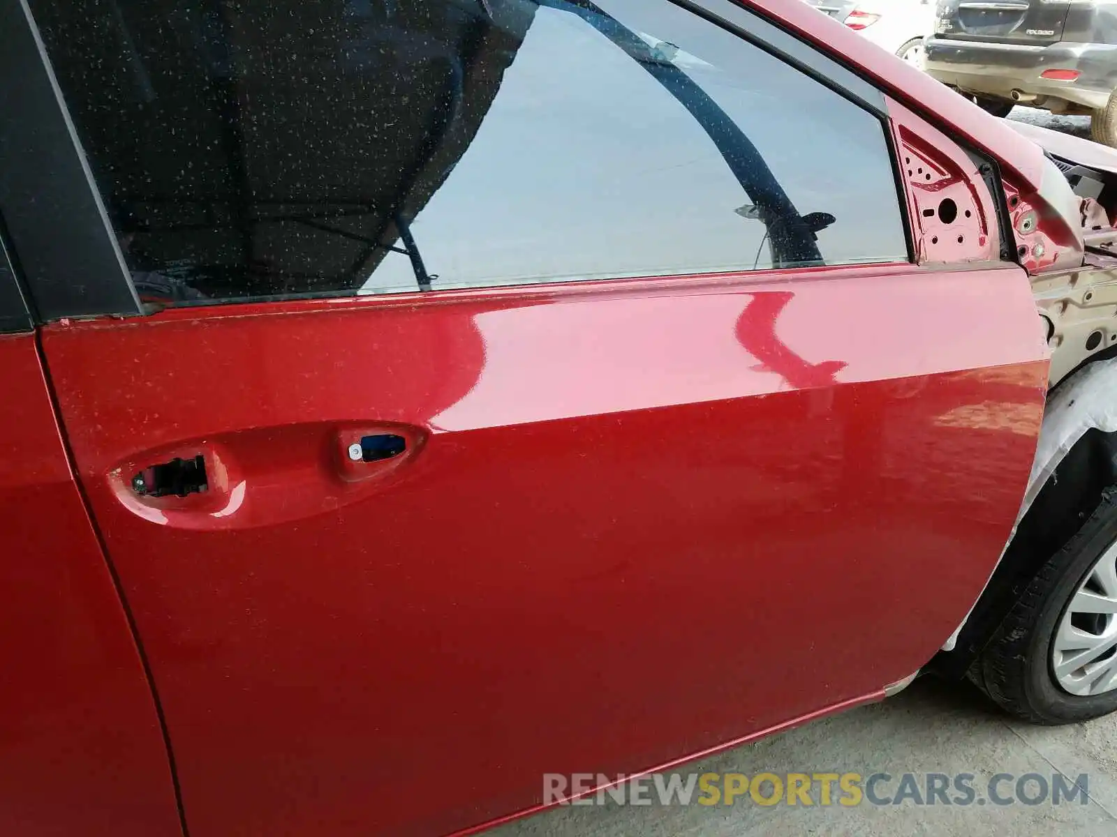 9 Photograph of a damaged car 5YFBURHE8KP873795 TOYOTA COROLLA 2019