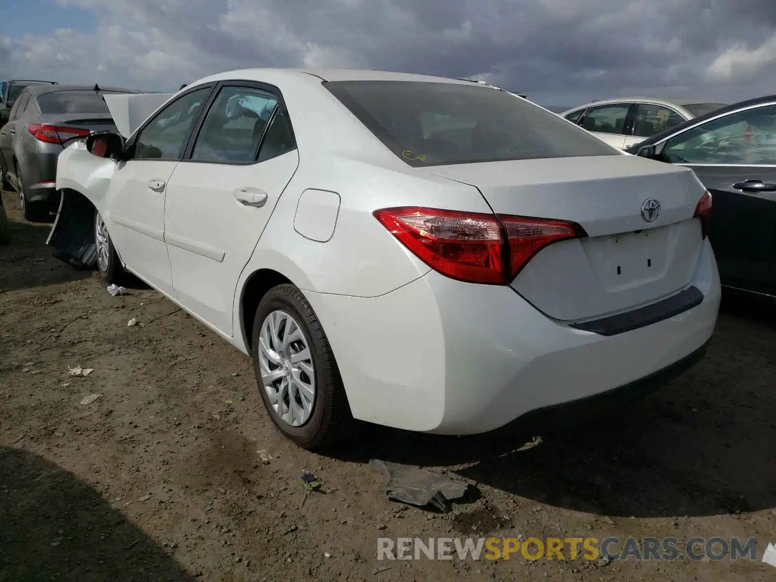 3 Photograph of a damaged car 5YFBURHE8KP873960 TOYOTA COROLLA 2019