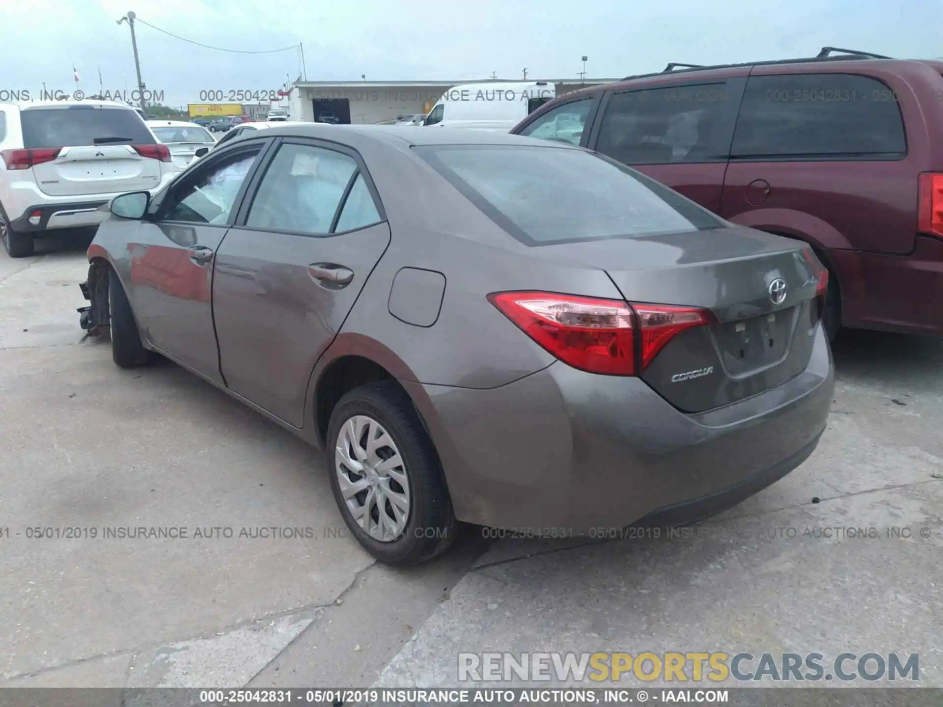 3 Photograph of a damaged car 5YFBURHE8KP874171 TOYOTA COROLLA 2019