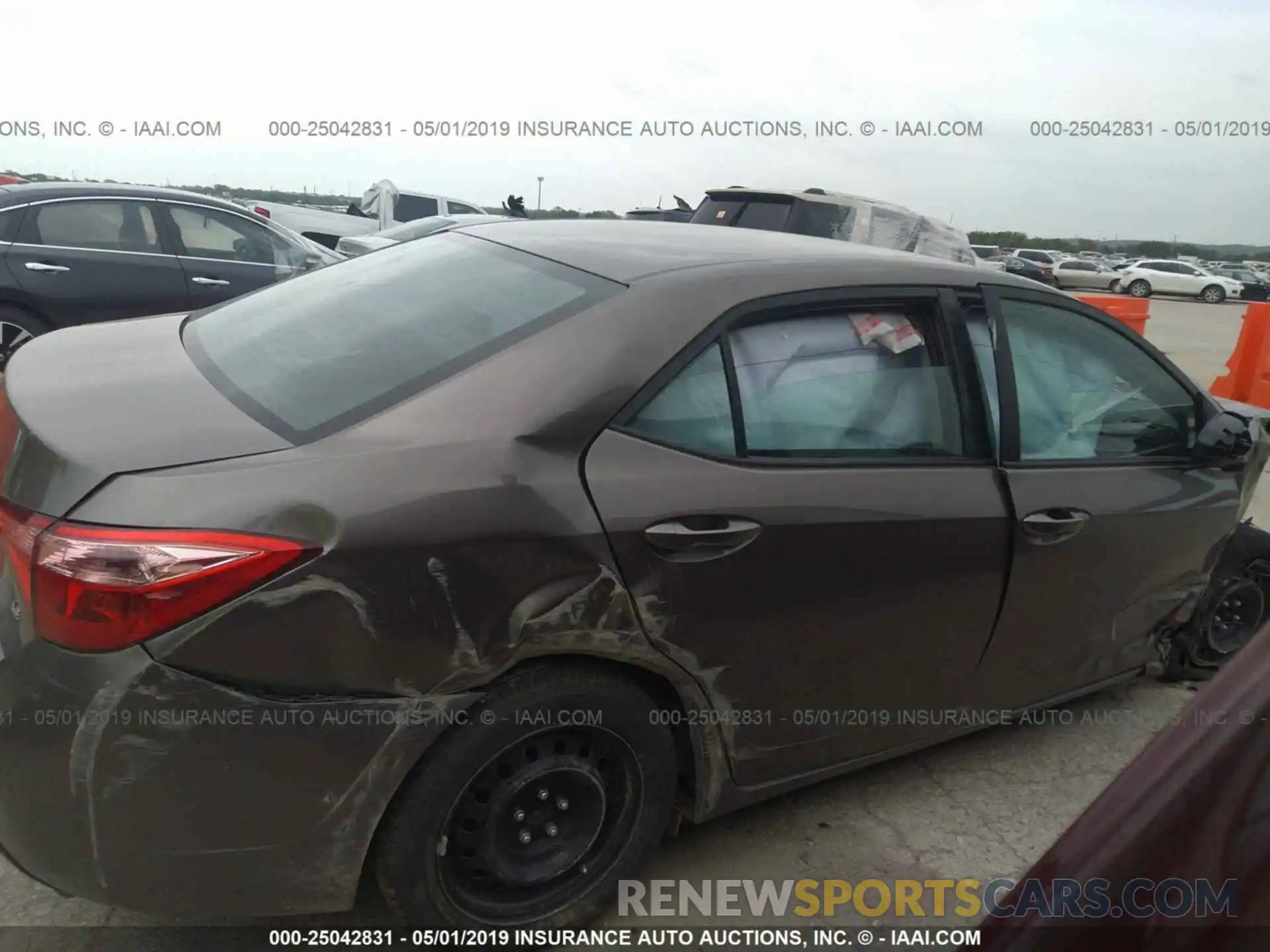 6 Photograph of a damaged car 5YFBURHE8KP874171 TOYOTA COROLLA 2019