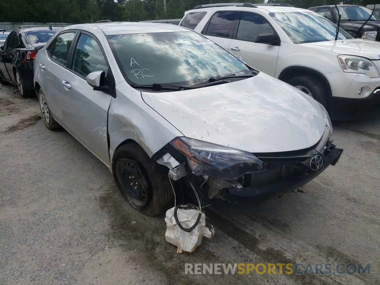 1 Photograph of a damaged car 5YFBURHE8KP874820 TOYOTA COROLLA 2019