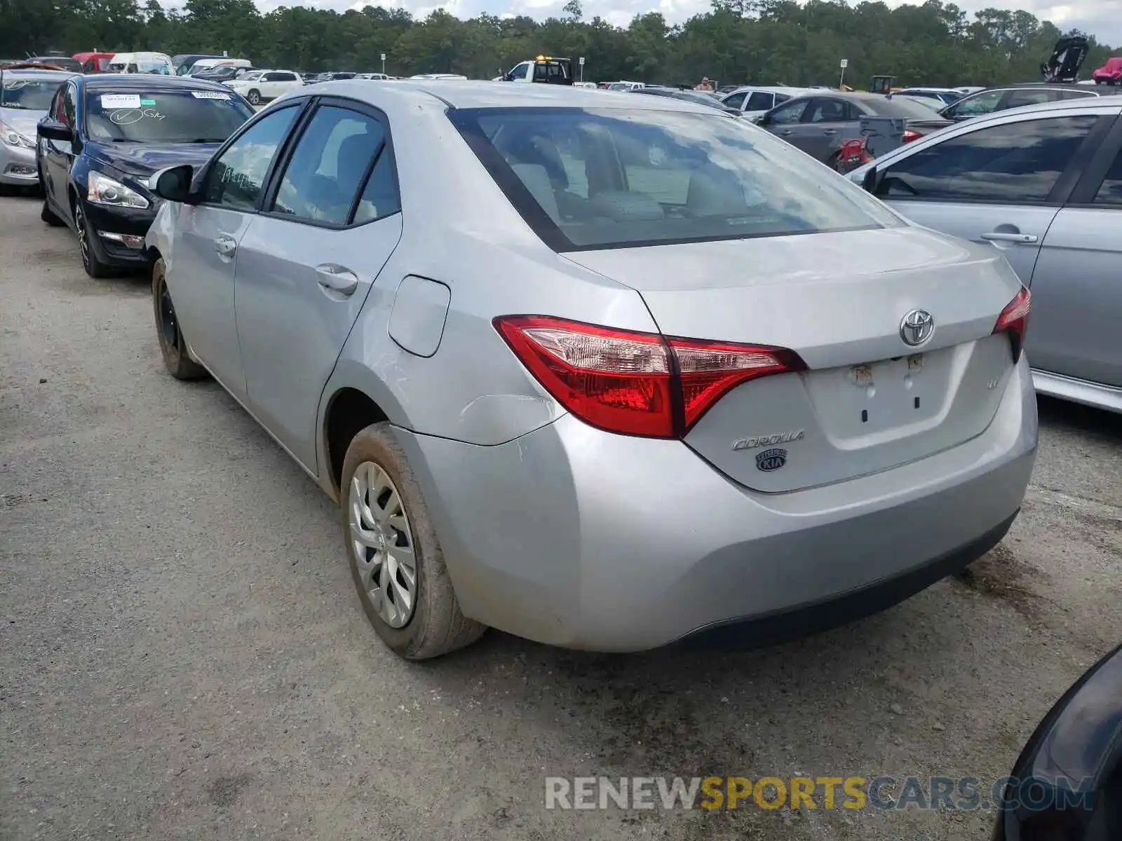 3 Photograph of a damaged car 5YFBURHE8KP874820 TOYOTA COROLLA 2019