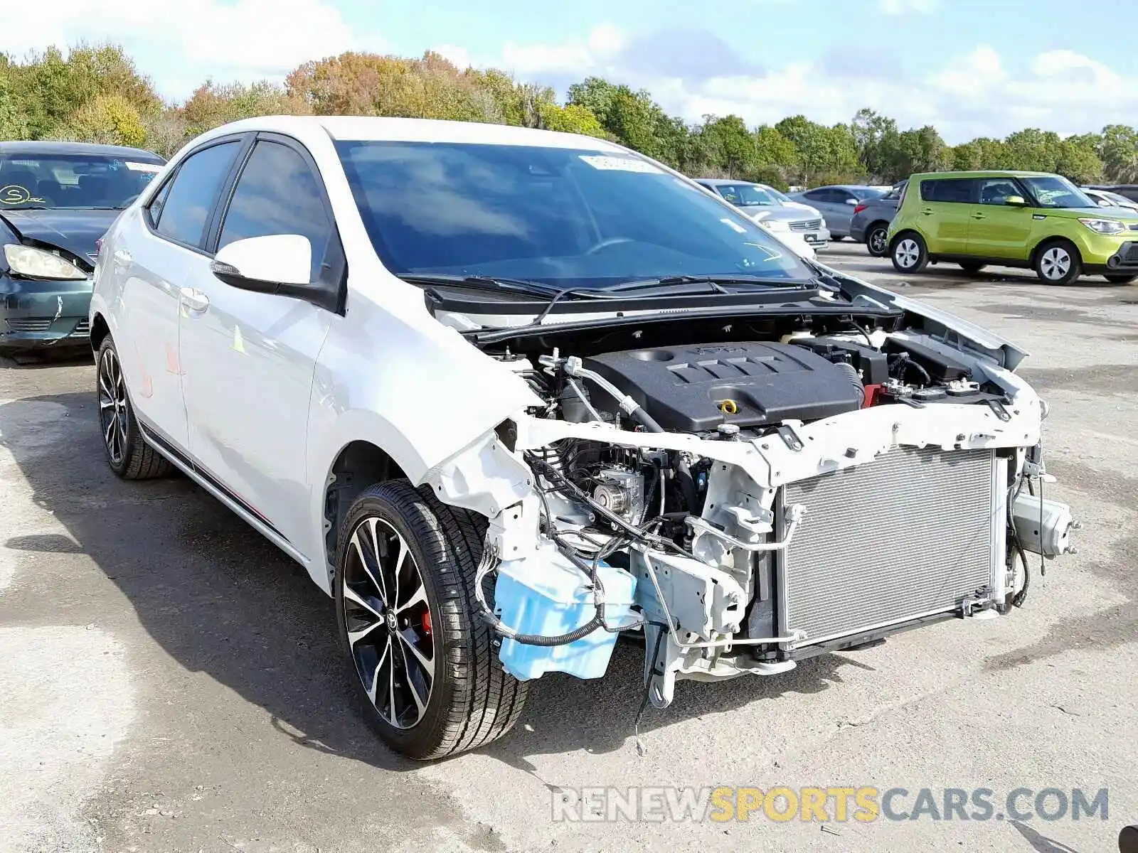 1 Photograph of a damaged car 5YFBURHE8KP875837 TOYOTA COROLLA 2019