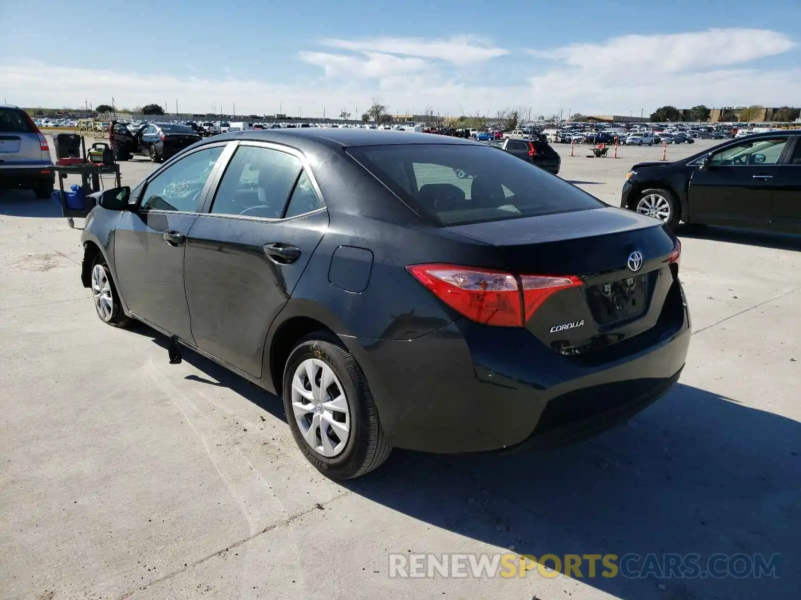 3 Photograph of a damaged car 5YFBURHE8KP877247 TOYOTA COROLLA 2019