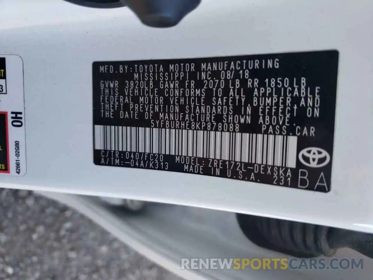 10 Photograph of a damaged car 5YFBURHE8KP878088 TOYOTA COROLLA 2019