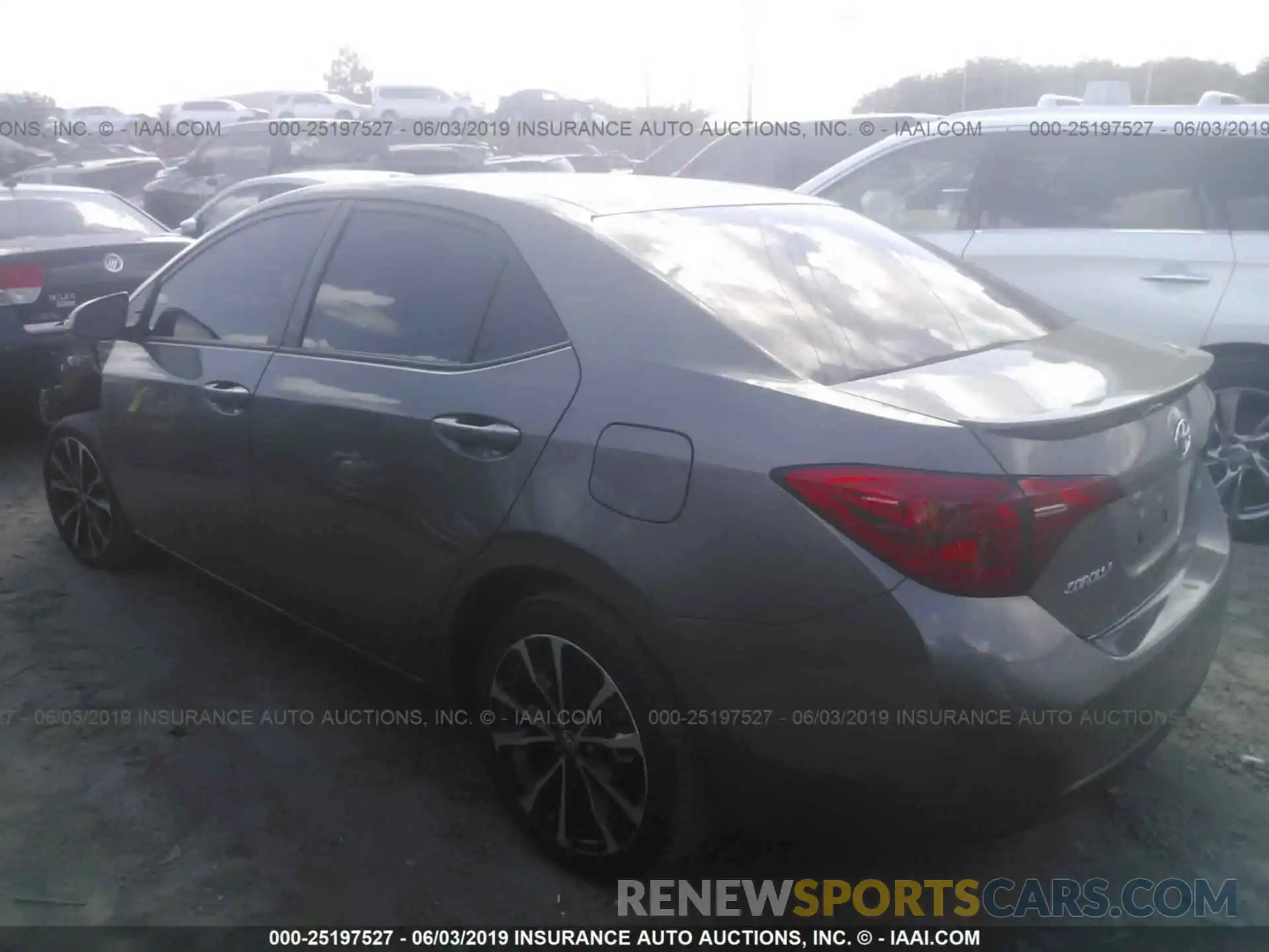 3 Photograph of a damaged car 5YFBURHE8KP878897 TOYOTA COROLLA 2019