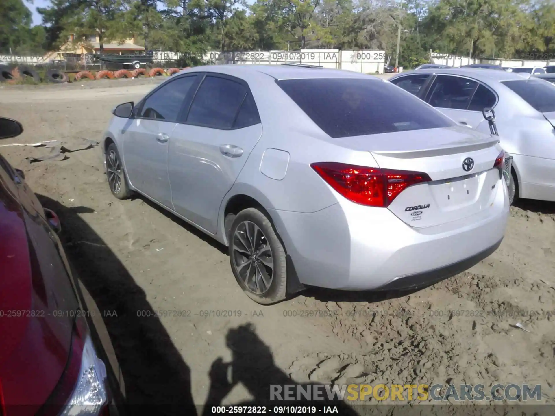 3 Photograph of a damaged car 5YFBURHE8KP879743 TOYOTA COROLLA 2019