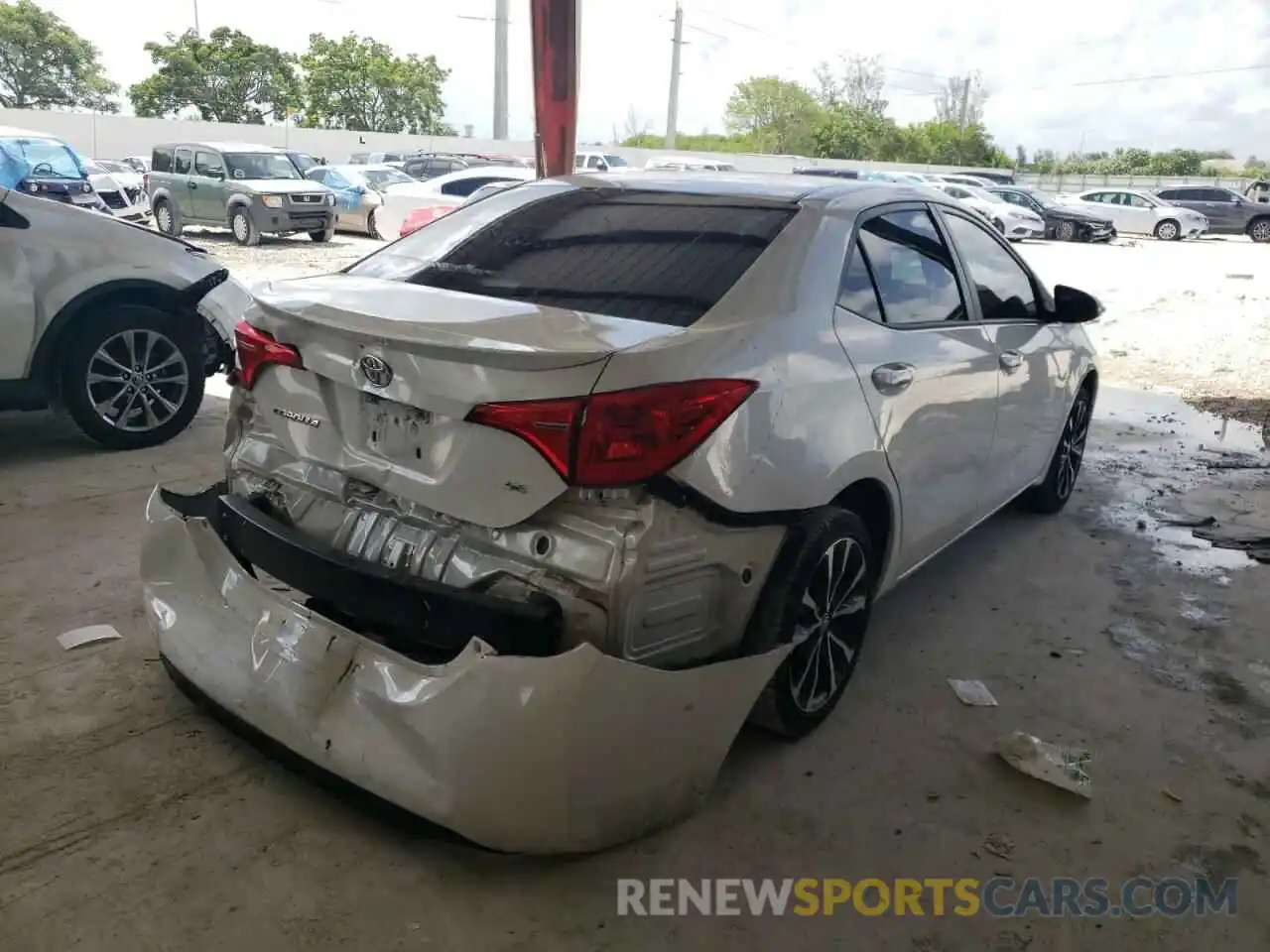 4 Photograph of a damaged car 5YFBURHE8KP880021 TOYOTA COROLLA 2019