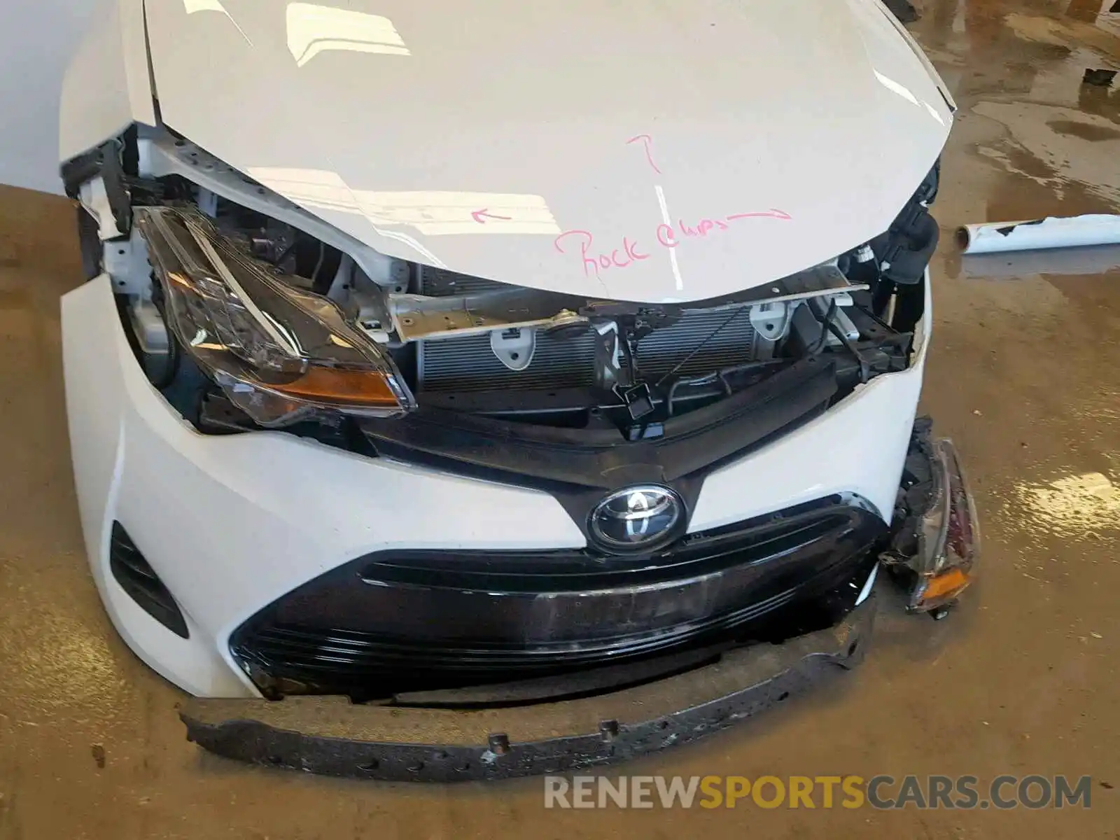 9 Photograph of a damaged car 5YFBURHE8KP880312 TOYOTA COROLLA 2019