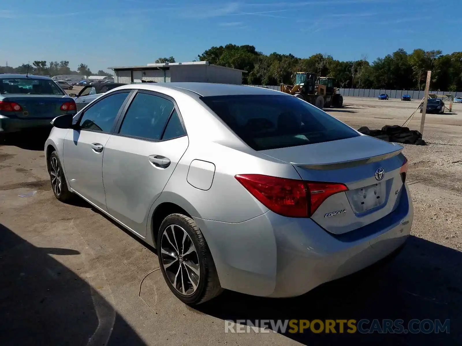 3 Photograph of a damaged car 5YFBURHE8KP880469 TOYOTA COROLLA 2019