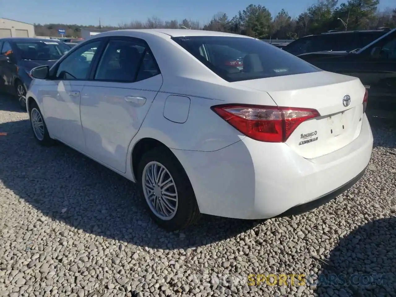 3 Photograph of a damaged car 5YFBURHE8KP880486 TOYOTA COROLLA 2019