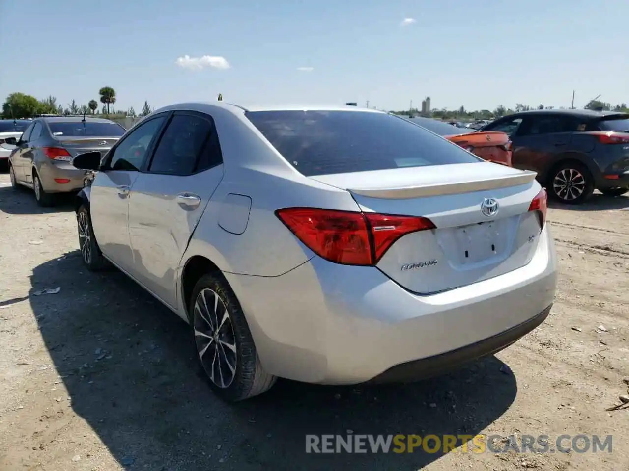 3 Photograph of a damaged car 5YFBURHE8KP880598 TOYOTA COROLLA 2019