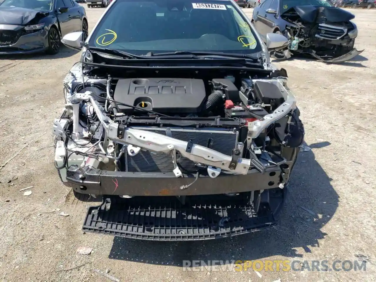 9 Photograph of a damaged car 5YFBURHE8KP880598 TOYOTA COROLLA 2019