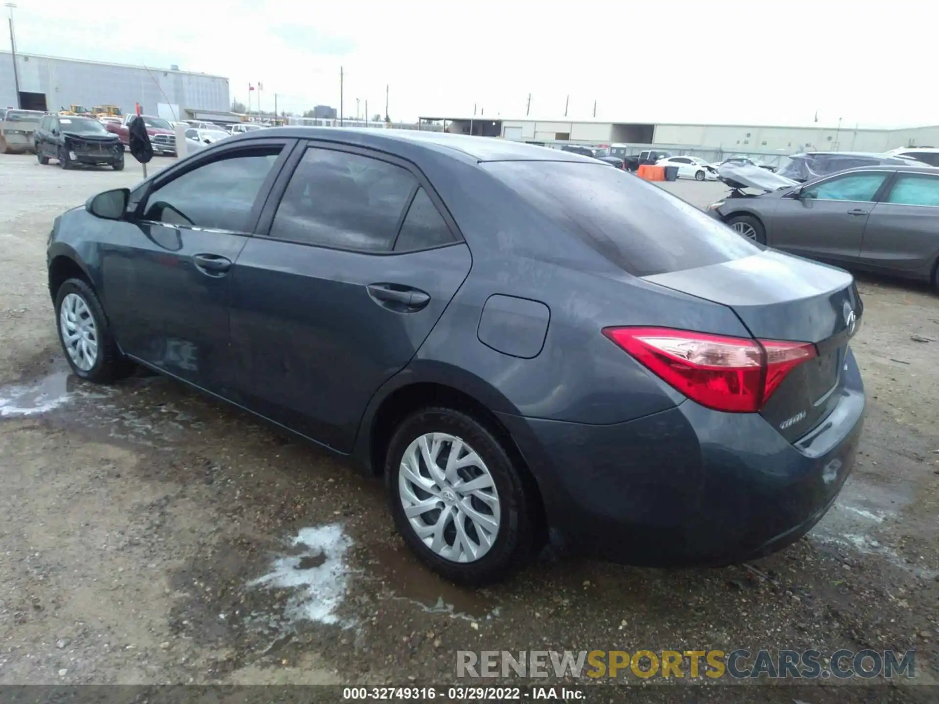 3 Photograph of a damaged car 5YFBURHE8KP881542 TOYOTA COROLLA 2019