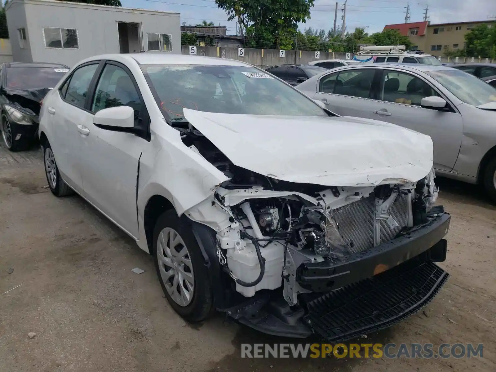 1 Photograph of a damaged car 5YFBURHE8KP881654 TOYOTA COROLLA 2019