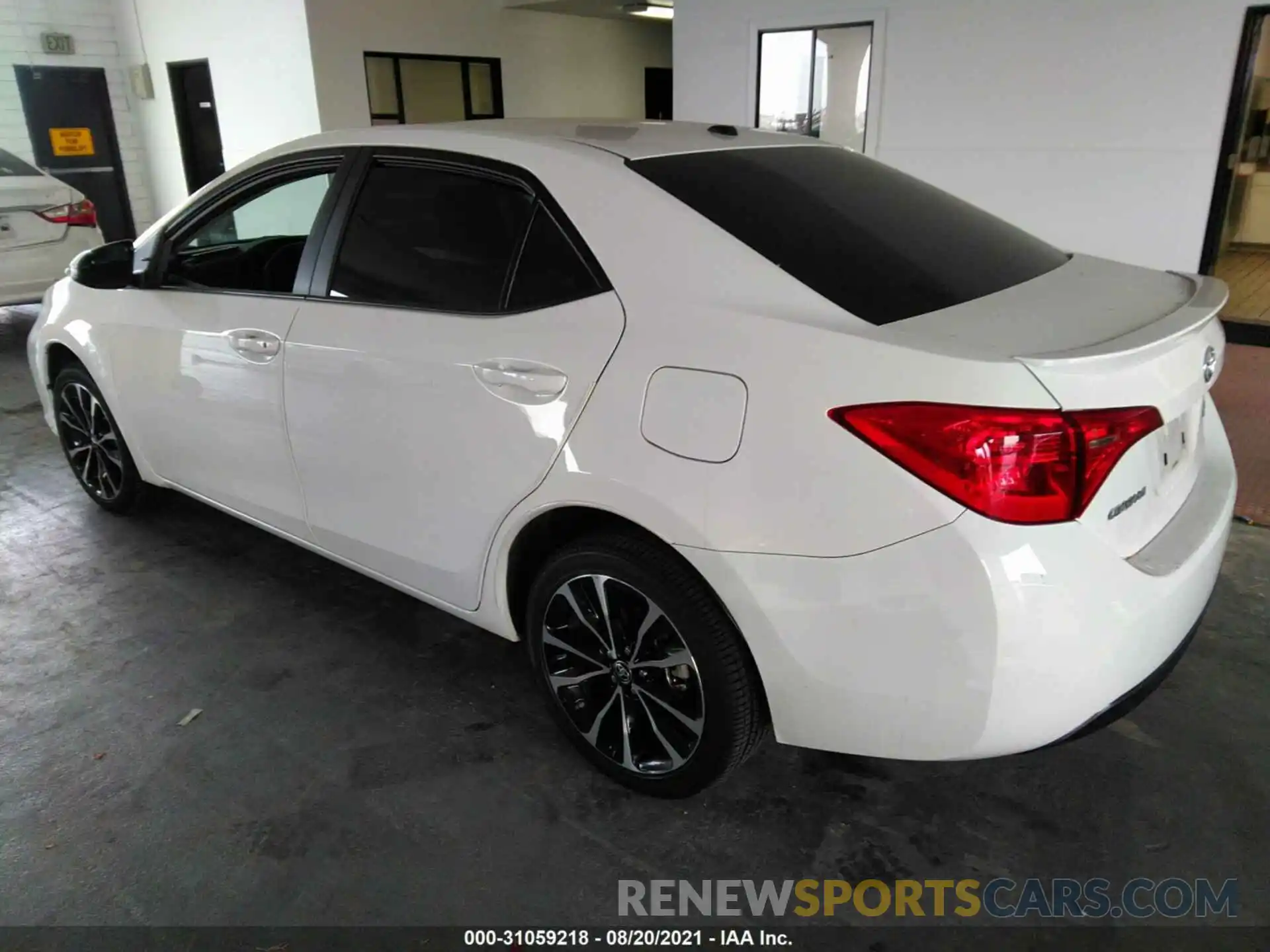 3 Фотография поврежденного автомобиля 5YFBURHE8KP881816 TOYOTA COROLLA 2019