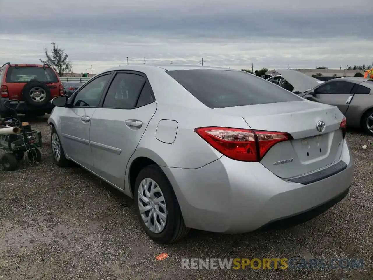 3 Photograph of a damaged car 5YFBURHE8KP882173 TOYOTA COROLLA 2019