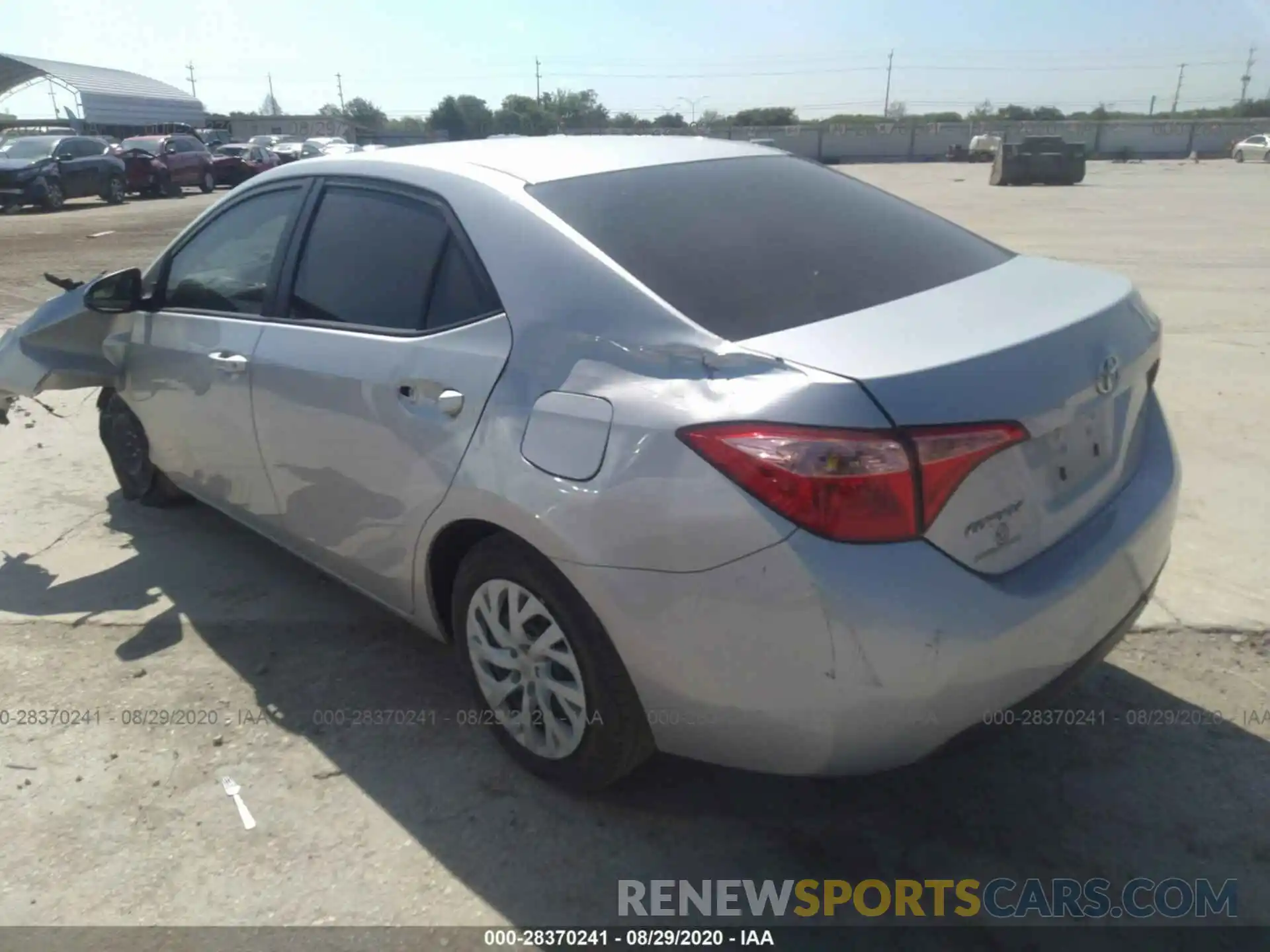 3 Photograph of a damaged car 5YFBURHE8KP883579 TOYOTA COROLLA 2019