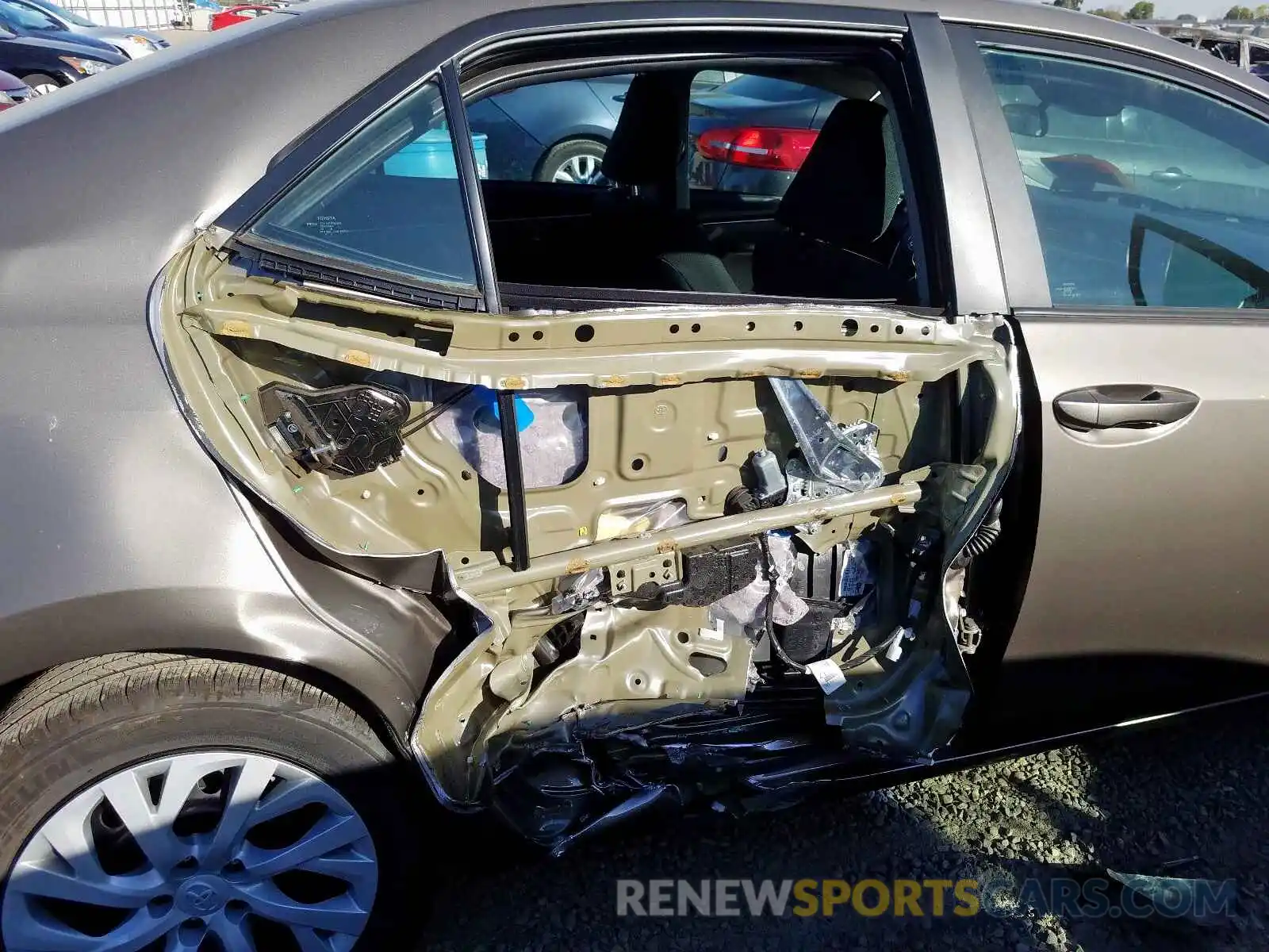 9 Photograph of a damaged car 5YFBURHE8KP884800 TOYOTA COROLLA 2019