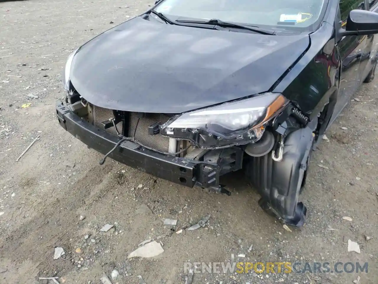 9 Photograph of a damaged car 5YFBURHE8KP885428 TOYOTA COROLLA 2019