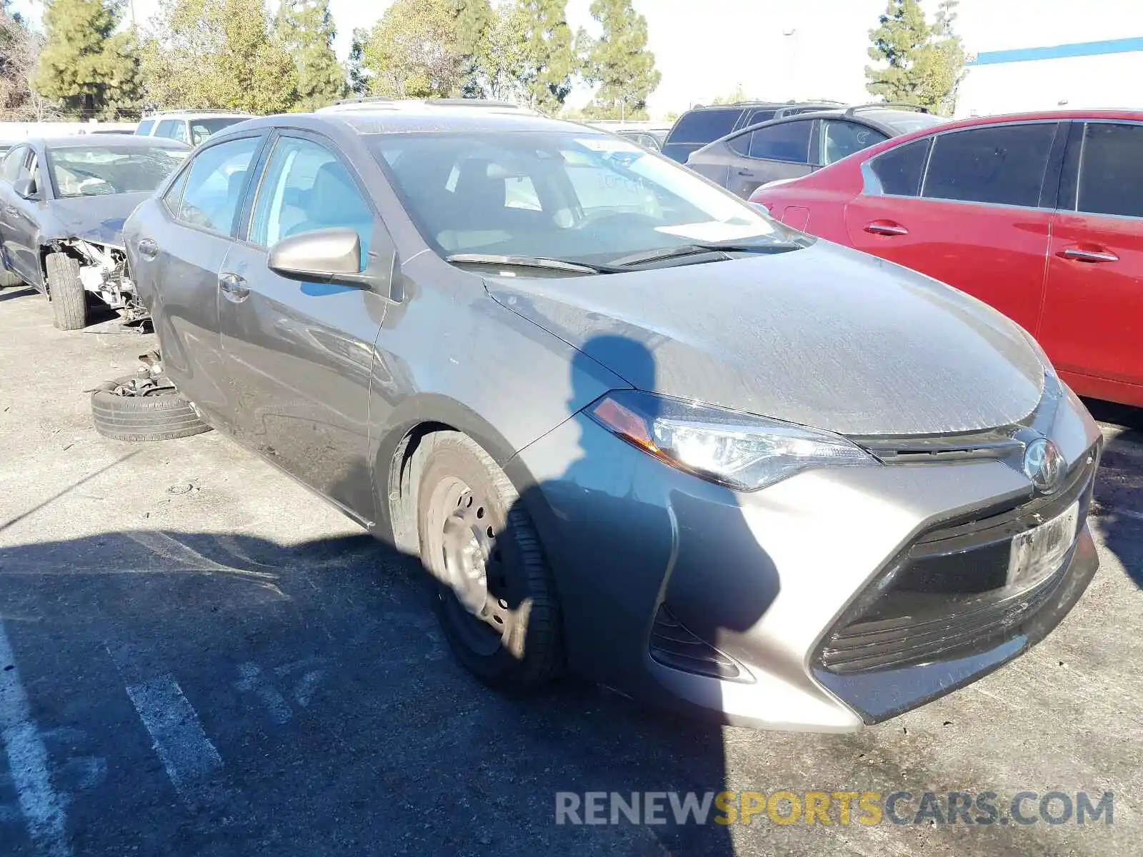 1 Photograph of a damaged car 5YFBURHE8KP885767 TOYOTA COROLLA 2019