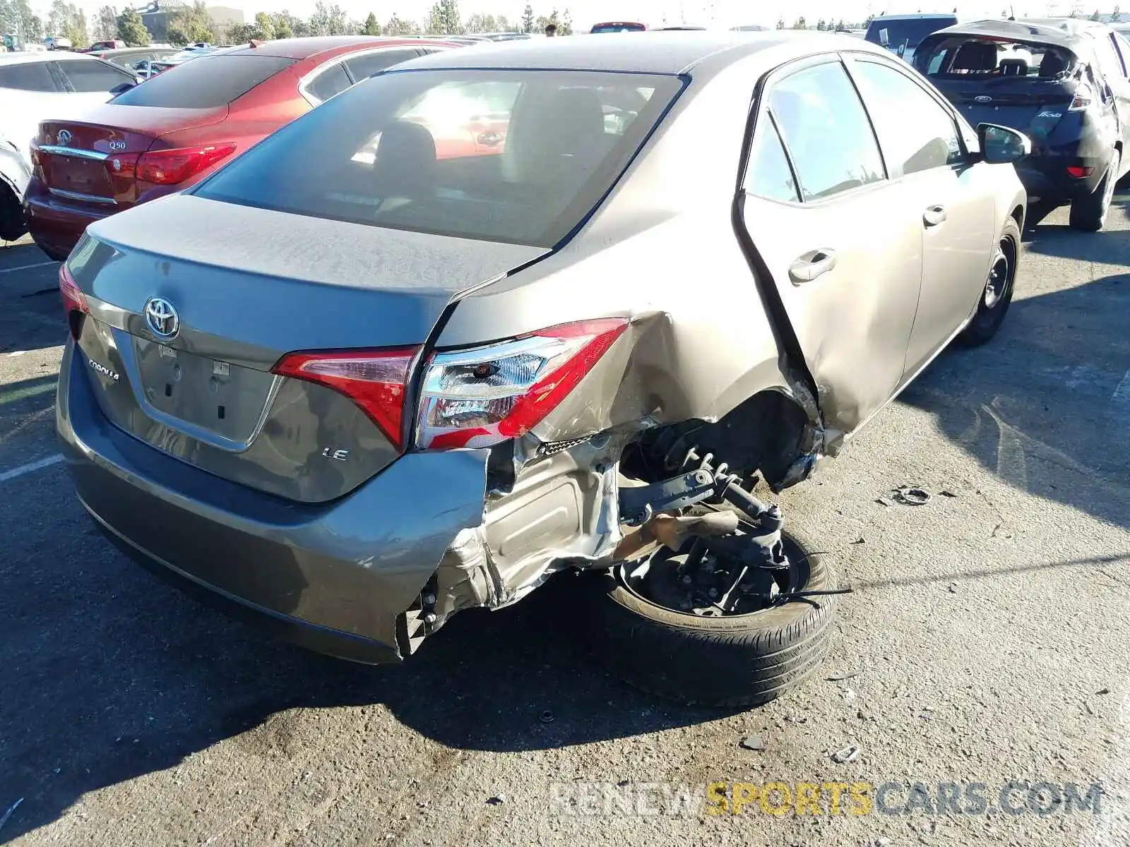 4 Photograph of a damaged car 5YFBURHE8KP885767 TOYOTA COROLLA 2019