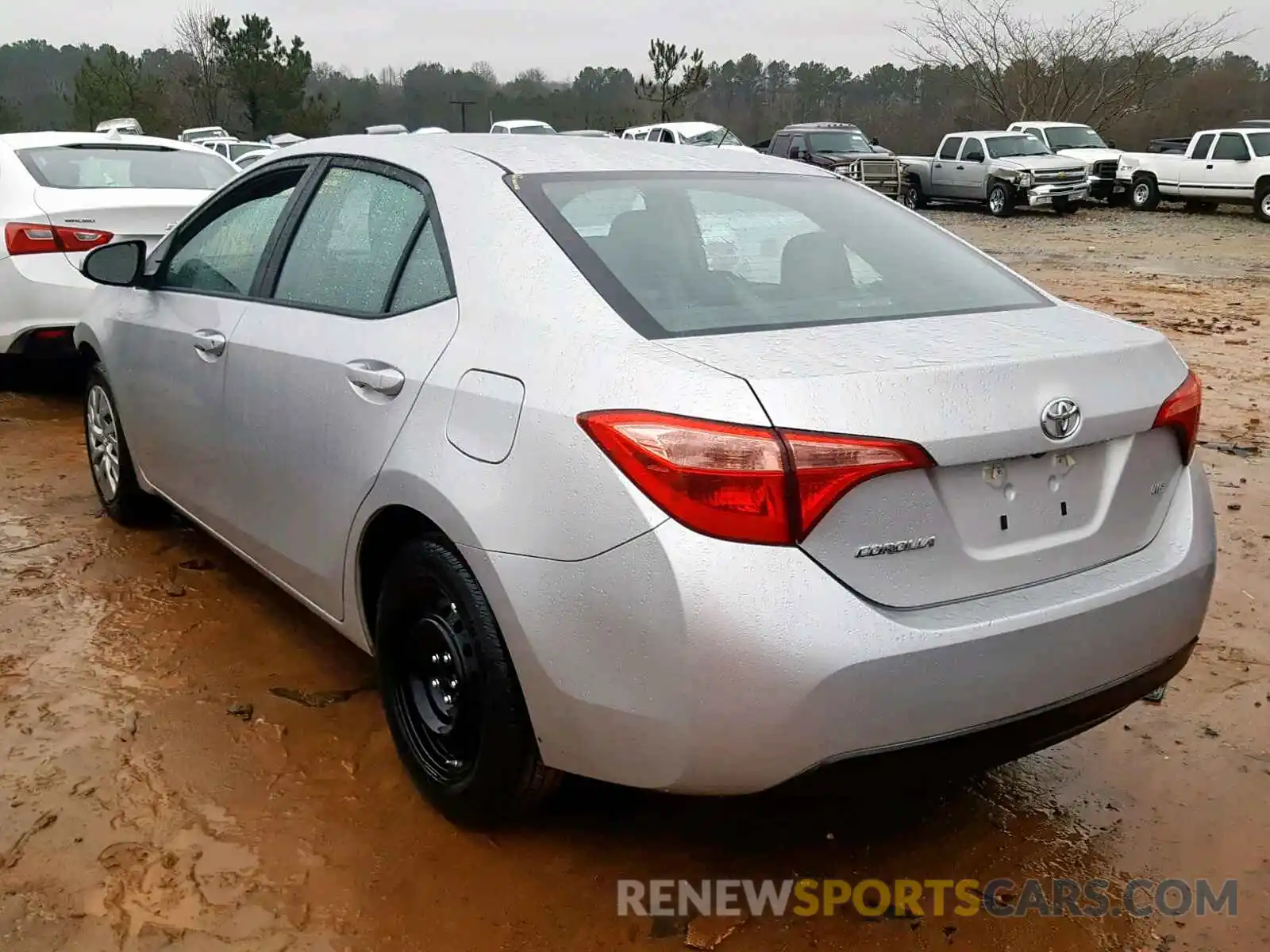 3 Photograph of a damaged car 5YFBURHE8KP885946 TOYOTA COROLLA 2019