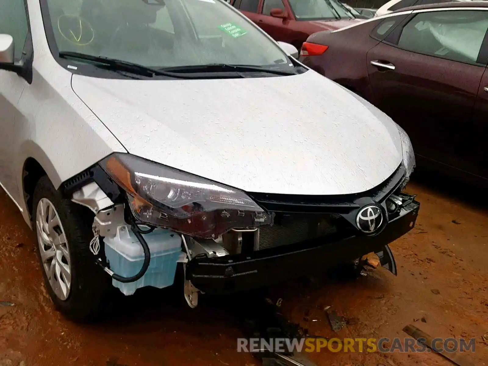 9 Photograph of a damaged car 5YFBURHE8KP885946 TOYOTA COROLLA 2019