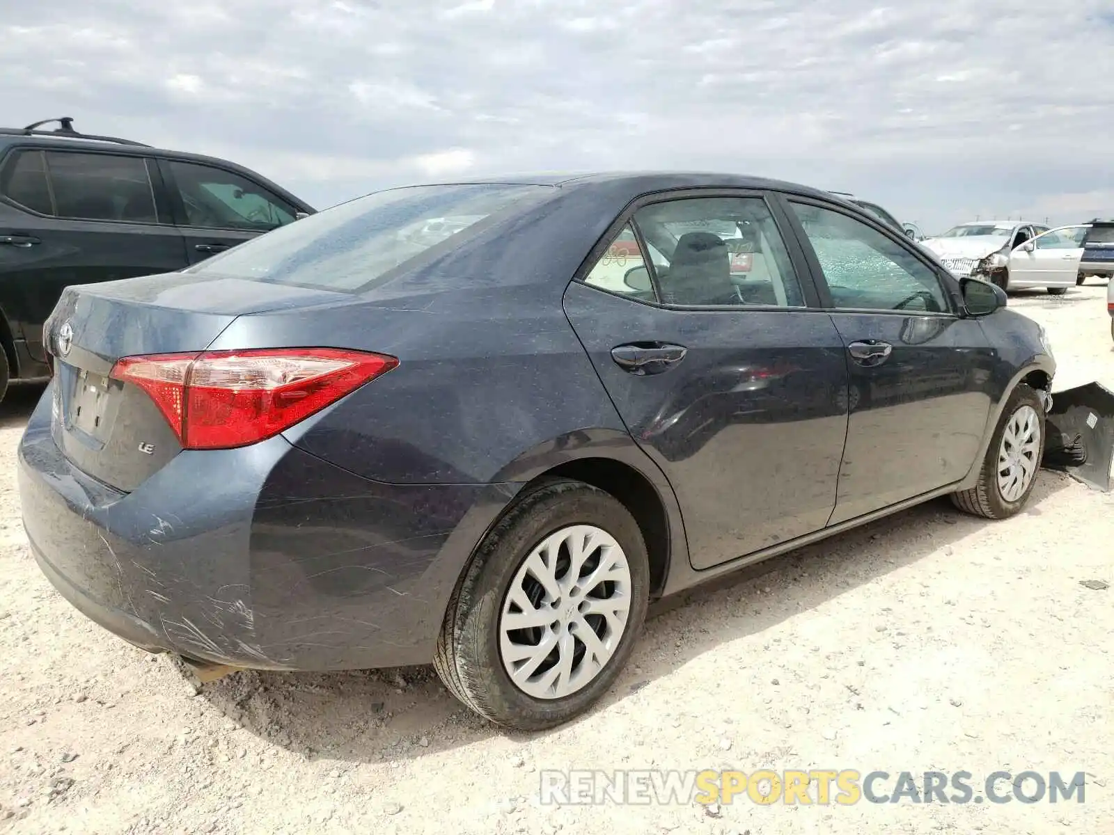 4 Photograph of a damaged car 5YFBURHE8KP886398 TOYOTA COROLLA 2019