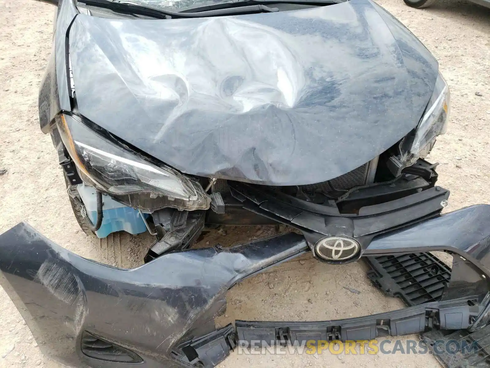 9 Photograph of a damaged car 5YFBURHE8KP886398 TOYOTA COROLLA 2019