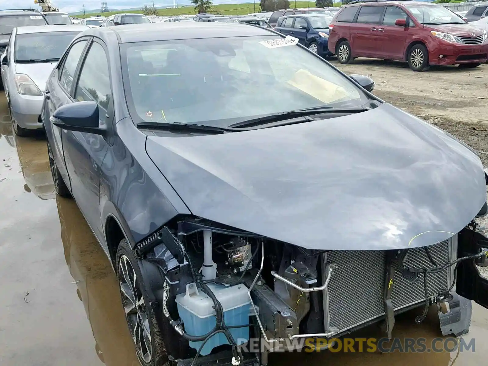 1 Photograph of a damaged car 5YFBURHE8KP886871 TOYOTA COROLLA 2019