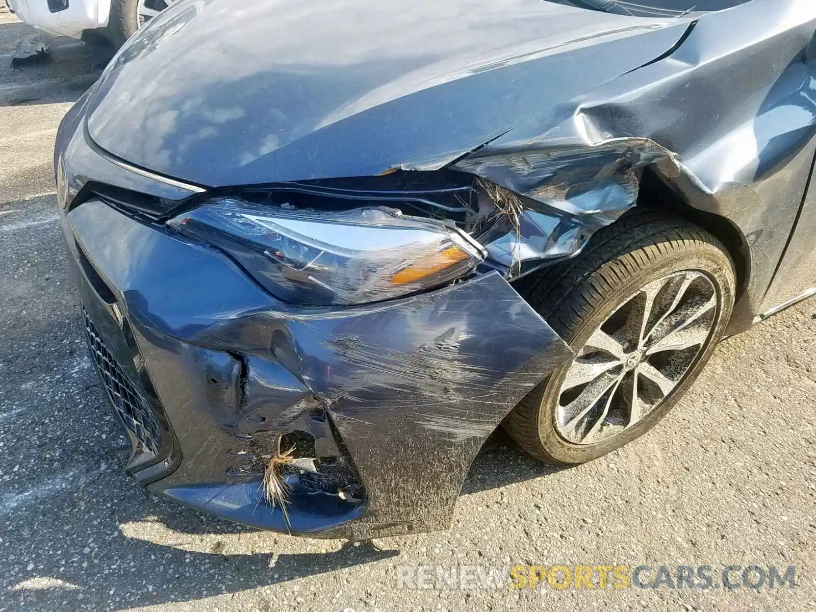 9 Photograph of a damaged car 5YFBURHE8KP887244 TOYOTA COROLLA 2019